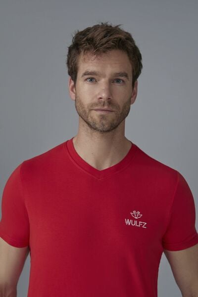 Kırmızı V Yaka T-shirt